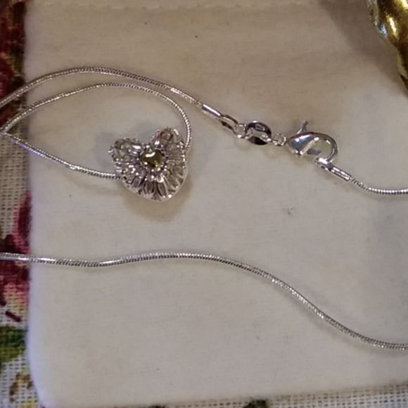 🌺Sterling Silver Necklace W/2 Tone Pendant🌸 - Picture 5 of 5